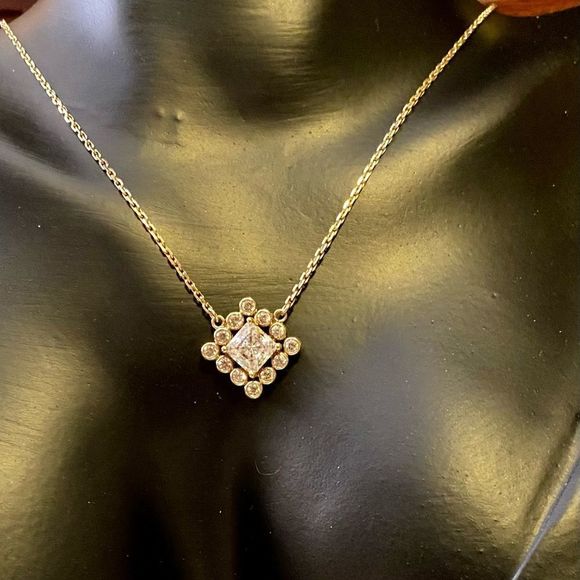𝅺CRISLU square CZ with halo (retired) - Picture 1 of 3